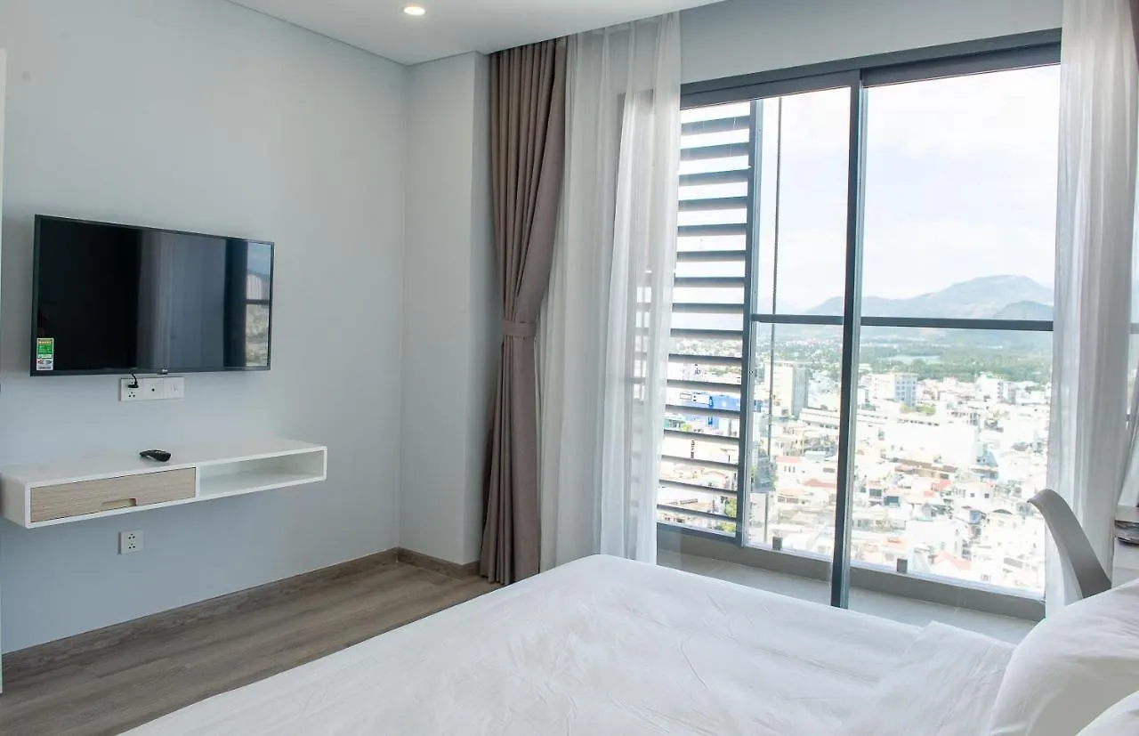Marina Suites Apartment Нячанг 4*,
