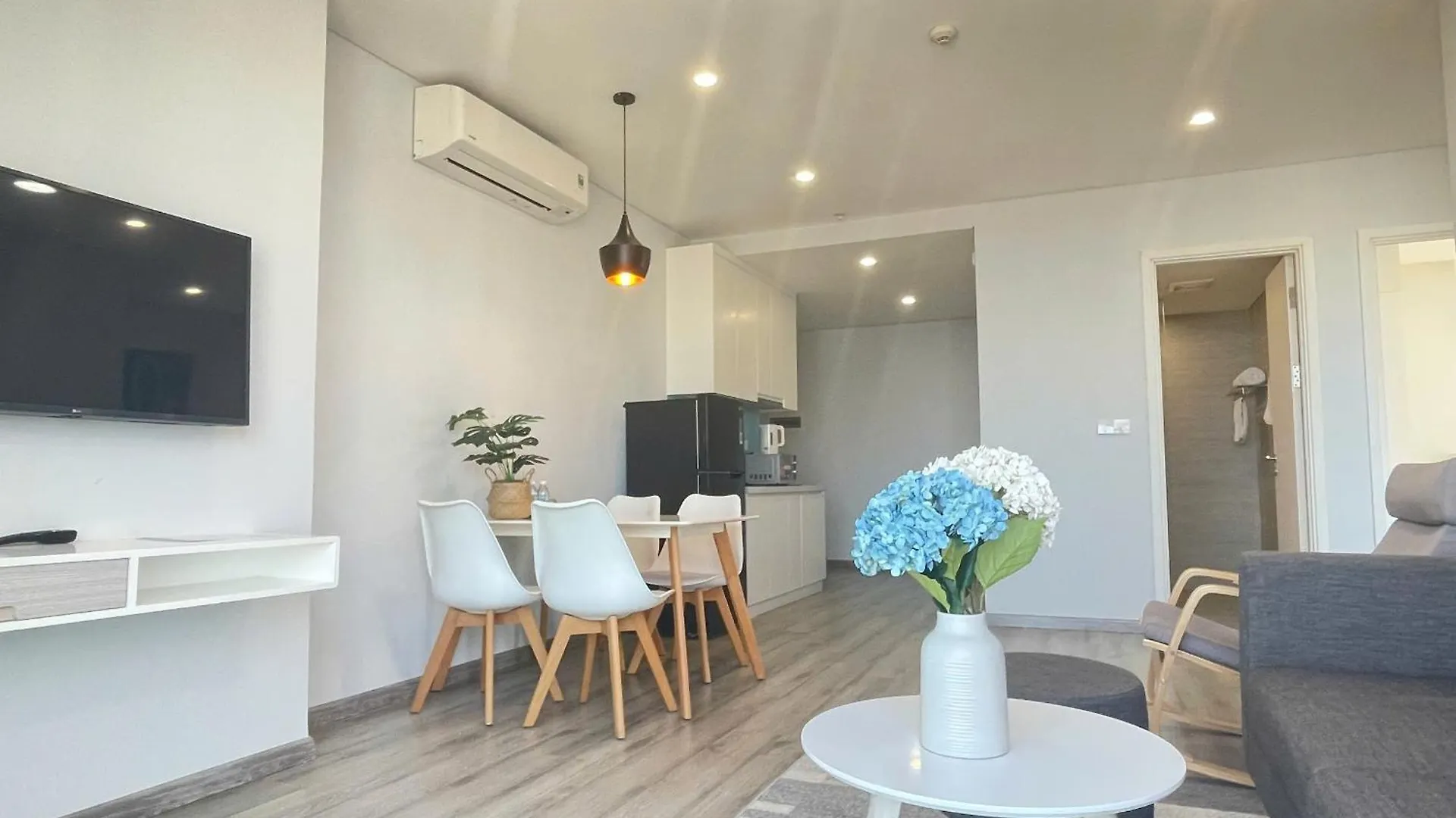 Marina Suites Apartment Нячанг Отель